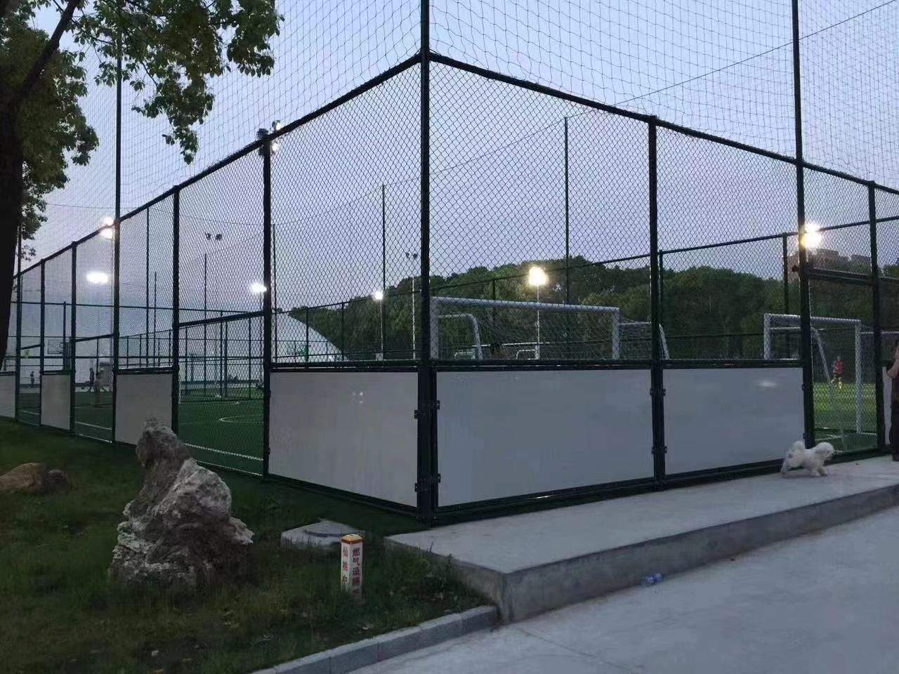 \